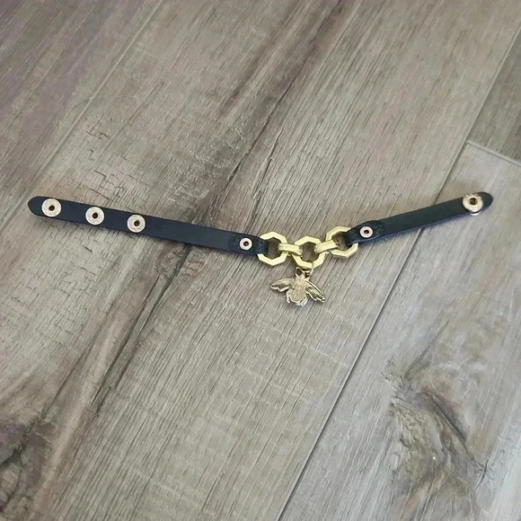 Leather bee bracelet belt new - Picture 5 of 8